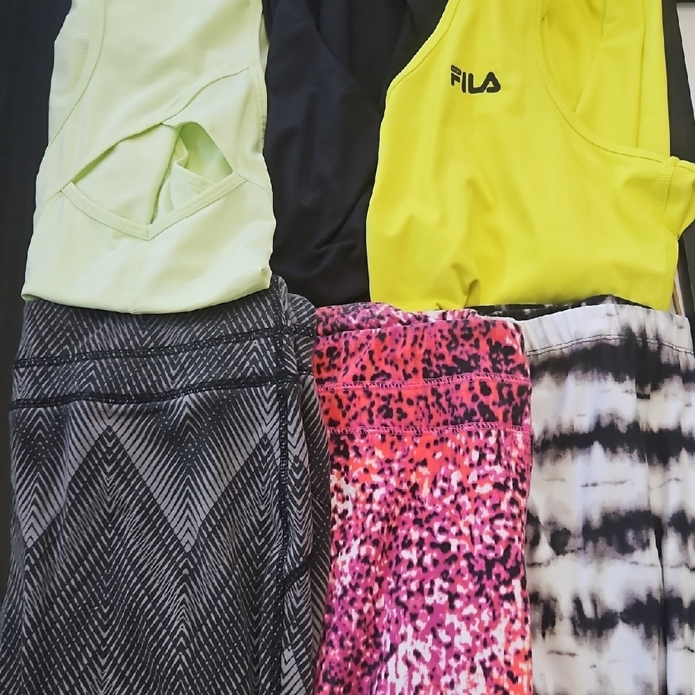 Womens XL Lot of 6 Pieces Activewear. Tek Gear, FILA, etc Preloved. Mix & Match